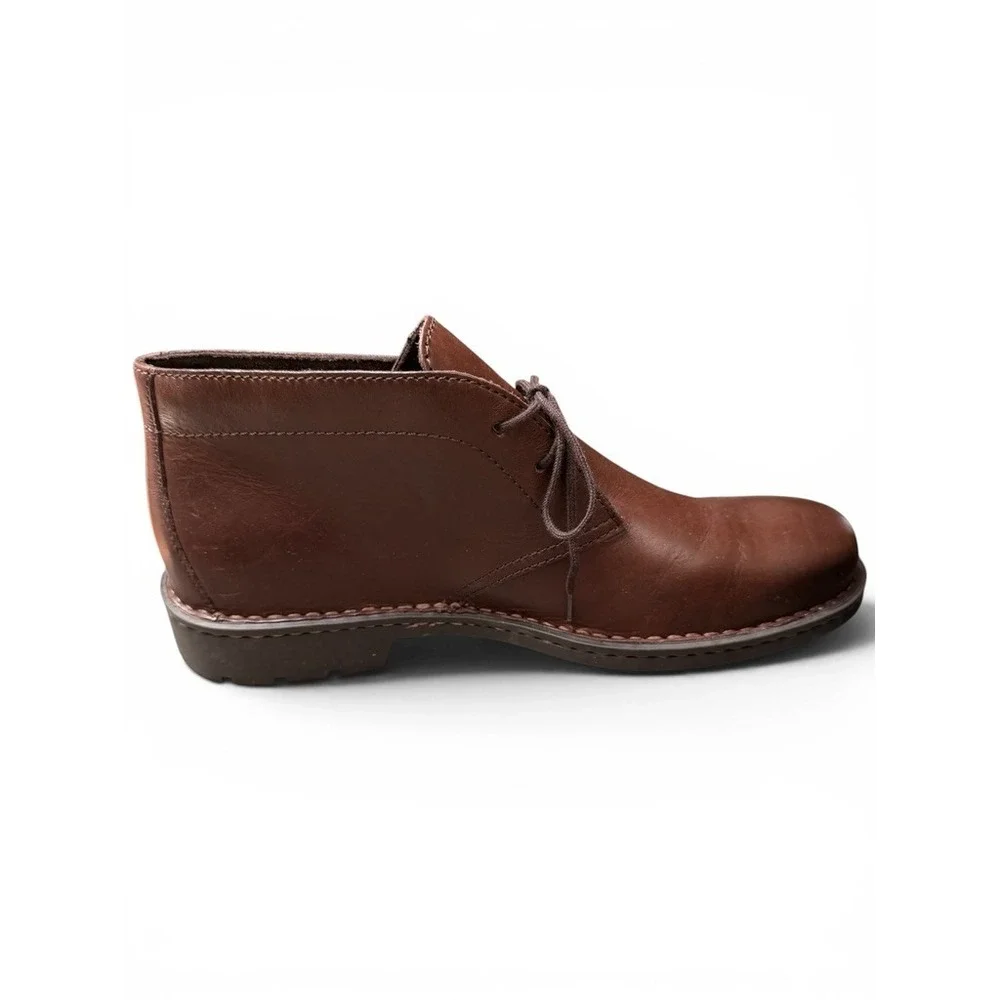 Born Chukka Boots Mens 10.5M Brown Leather BM0019506 Desert Ankle Boot Crown